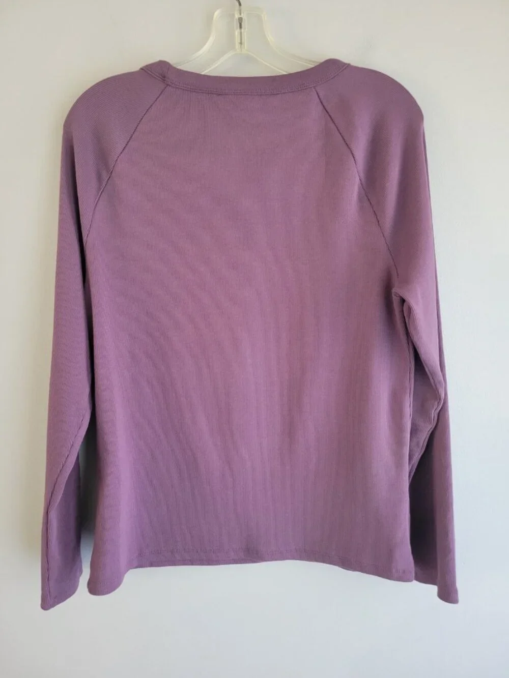 WHBM FORME Ribbed Stretch Button Long-Sleeve Tee